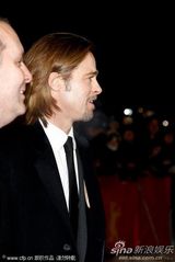 组图：《血与蜜之地》柏林首映 皮特为朱莉撑场