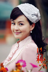 组图：戴娇倩蔡妍出演《胜利者》斗艳暗较劲