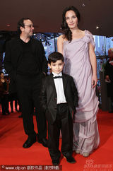 幻灯图集：电影《蜂蜜》首映 女主演Tuelin性感高贵