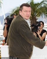 高清：《勒阿弗尔》见面会 老影后卡蒂红裙耀眼