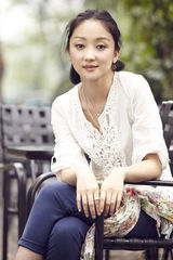 组图：“飒姐”张瑶街头写真小清新