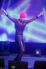 高清图：韩团MBLAQ新辑发布 透视装变性感妖男