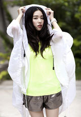 组图：阚清子时尚街拍御姐范十足