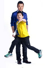 组图：《爸爸去哪儿》曝海报 林志颖酷郭涛萌