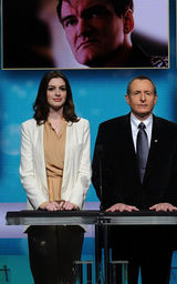 幻灯图集：安妮-海瑟薇和奥斯卡新主席公布提名