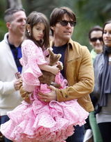 高清组图：汤姆-克鲁斯全家出游 小苏瑞成时尚达人