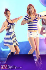 组图：众韩流明星齐聚《2012韩流DREAM演唱会》